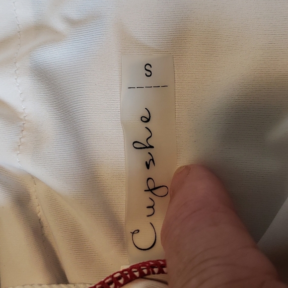 LADIES NWT CUPSHE RUFFLED ONE PIECE SWIMSUIT WITH TIE BELT SZ SMALL - Picture 10 of 15